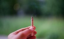 Защо в жегите цигарите са още по-вредни?
