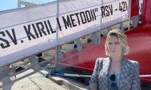 Мария Бакалова стана кръстница на първия ни военен изледователски кораб