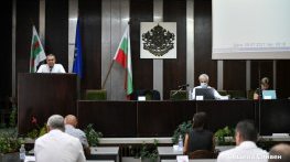 По-ниски наеми и такса тротоарно право в Сливен