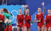 Златните момичета с бенефис през декември