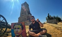 Да покориш Ком-Емине с портрет на Левски на гърба си