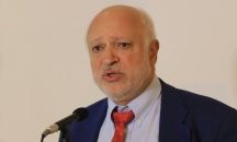 Минеков за вестник „Труд“: Кокошки, пуйки, магаре и овца