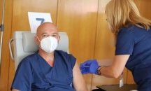 Ген. Мутафчийски сред първите с трета доза ваксина у нас