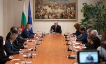 Историческа среща на Румен Радев с македонските българи