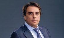 България ще поиска временно изключение от петролно ембарго срещу Русия