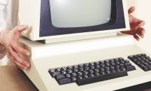 Продадоха оригинален компютър на Apple от 1976 г. за 600 хил. долара