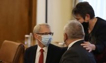 Няколко служебни министри готови да работят с Петков и Василев