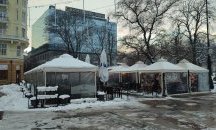 Премахнаха заведението пред Народния театър