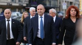 Радев и Йотова полагат клетва за втори мандат