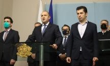 Радев: Търсим варианти да не спрат доставките на петрол и храни