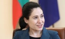 „Ние сме завладяна държава“: Зам.-министърът на отбраната Ралица Симеонова подаде оставка