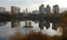 Макет на панелки ще „плава“ в езерото в „Дружба“