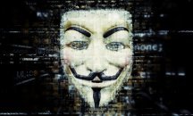Anonymous към Путин: Ние сме в двореца ти!