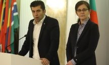 Петков отговори на обвинения на външния министър