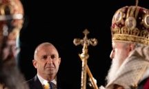 Радев пожела здраве и благоденствие във всеки дом