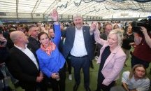 Историческа изборна победа за националистите в Северна Ирландия