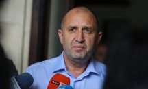 Радев определи като „добри намерения“ антикризисните мерки