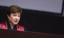 Кристалина Георгиева защити антикризисните мерки на правителството