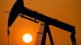 Bloomberg: България ще получи отсрочка за ембаргото над руския петрол