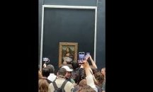 Замериха „Мона Лиза“ с торта