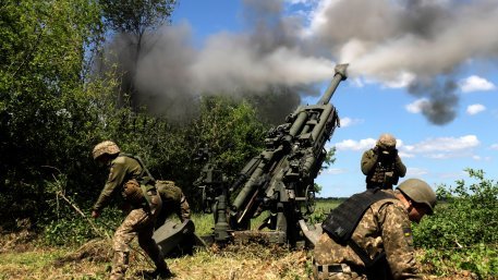 СБЛЪСЪК: За или против оръжието за Украйна? 