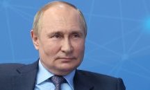 Пъпеши и трактор: Какво получи Путин за 70-ия си рожден ден