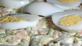 „Руска салата“ в менюто на срещата на върха на НАТО