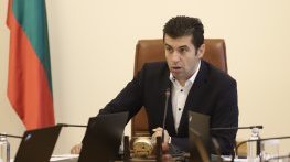 Кабинетът подсигурява парите от плана за възстановяване, преди да си отиде