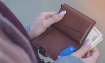 37% от българите не са могли да свържат двата края през 2021 г.