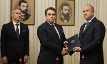 Президентът връчи мандата на ПП