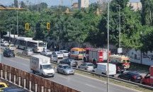 Два автобуса на градския транспорт се удариха в София