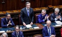 Марио Драги подаде оставка под аплодисменти в парламента