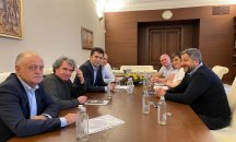 На четири магарета плявата не могат да разделят
