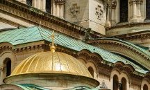 Празнуват Александър и Александра