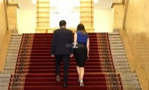 Не, Лена Бориславова и Кирил Петков не се държат за ръка