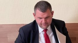 Пеевски с иск в американския съд, настоява да го извадят от „Магнитски“