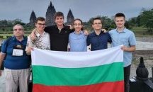 България с четири медала от най-престижната олимпиада по информатика
