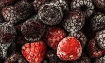 Замразените летни сезонни плодове запазват качествата си