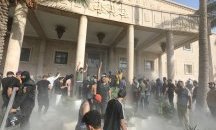 Загинали и ранени при щурм на правителствения дворец в Багдад