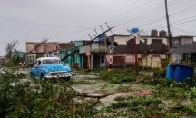 Ураган остави цяла Куба без ток
