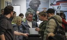Безследно изчезнаха 1,5 милиона руски военни униформи
