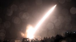 И САЩ и Южна Корея изстреляха ракети