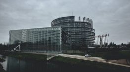 Осми пакет европейски санкции срещу Русия