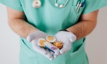 Едва 41% от болниците са успели да вдигнат заплатите