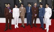 К-поп звездите от BTS отиват в казарма