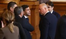 Агонията в парламента за днес приключи, утре пак