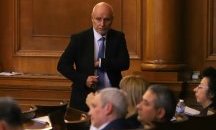 Парламентът задължи кабинета и БНБ да ускорят въвеждането на еврото