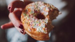 Какво се случва с тялото ни, когато откажем захарта?