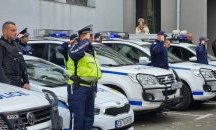 Вой на сирени и минута мълчание в памет на полицай Петър Бъчваров