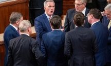 Камарата на представителите на САЩ в хаос след загубата на Кевин Маккарти